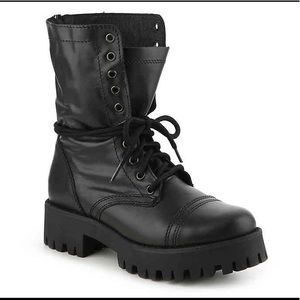 Steve Madden Black Leather Combat Boots BNIB
